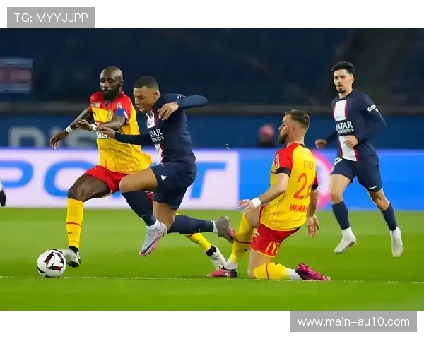 朗斯客场挑战南特,领头羊盼巩固榜首优势